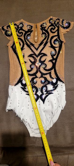 Costum gimnastica ritmica