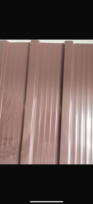 Vând tabla cutata color 02 pn la 05