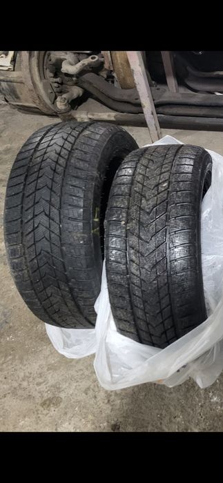 Продам Зимние Шины 245/45/19