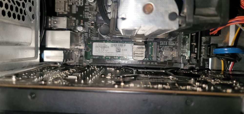 Asus komplekt kompyuter