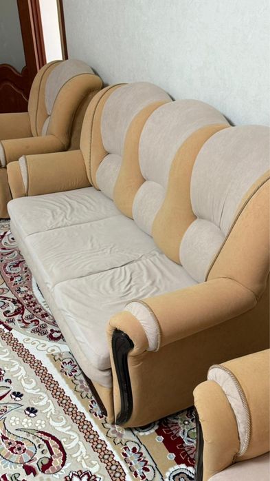 Диван с креслами