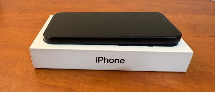 iPhone 13 impecabil 128