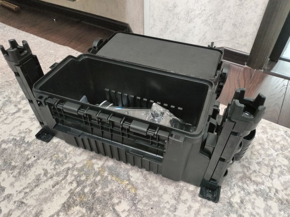 Рыболовный ящик 7070