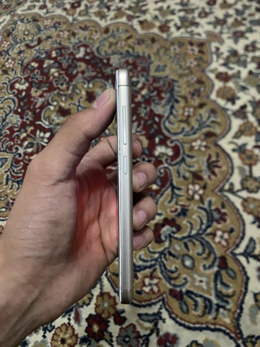 Redmi 4x sotiladi arzon narxda 230ming dastafka ham bor