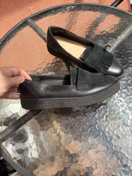 Pantofi din piele naturala