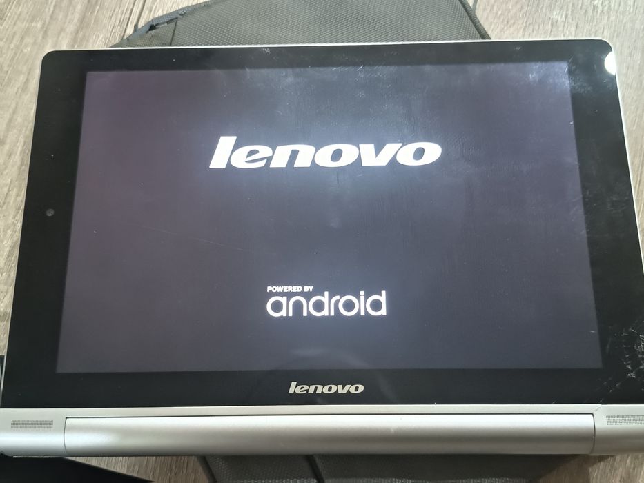 Два броя таблети за 25€ lenovo packard bell