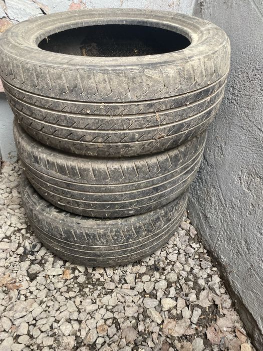 Продам резину на R17