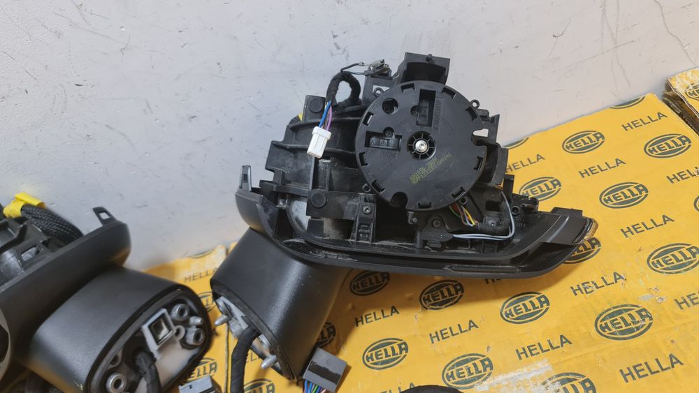 Brat oglinda semnalizare Volvo XC90 XC60 2 II 2019+