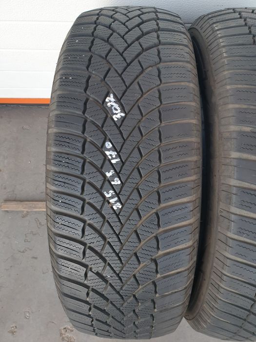 Зимни гуми 2 броя BRIDGESTONE Blizzak LM005 215 65 R17 дот 0322