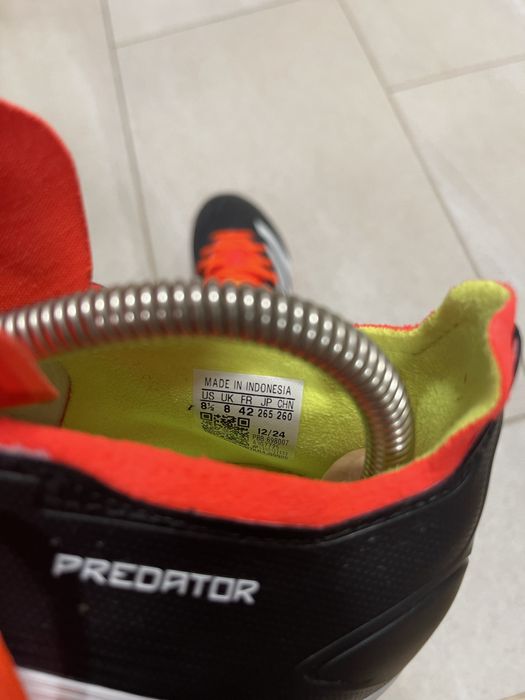 Adidas Predator / номер 42