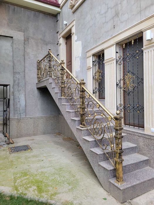 Продается большой дом под бизнес