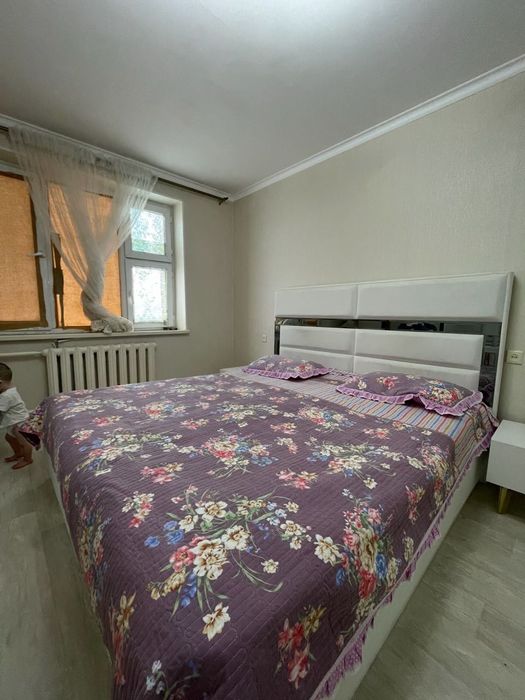 Двухспальная кровать