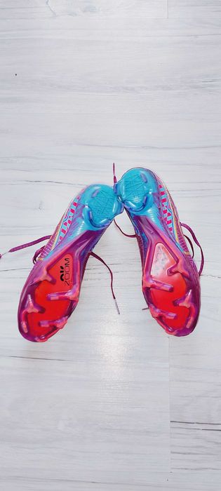 Бутонки NIKE MERCURIAL