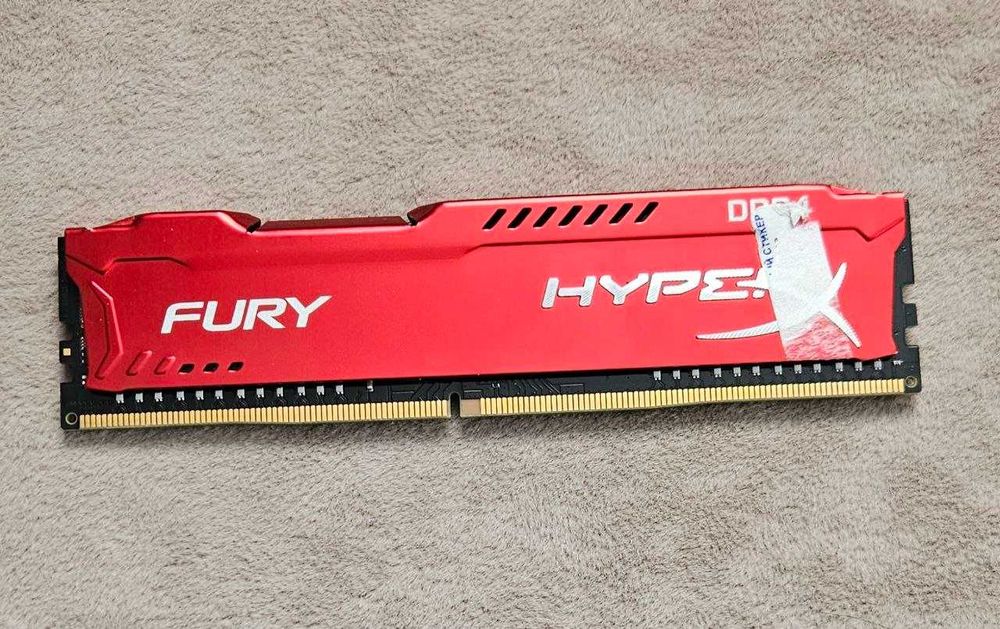 Продам 2 ОЗУ по 8 гб DDR4