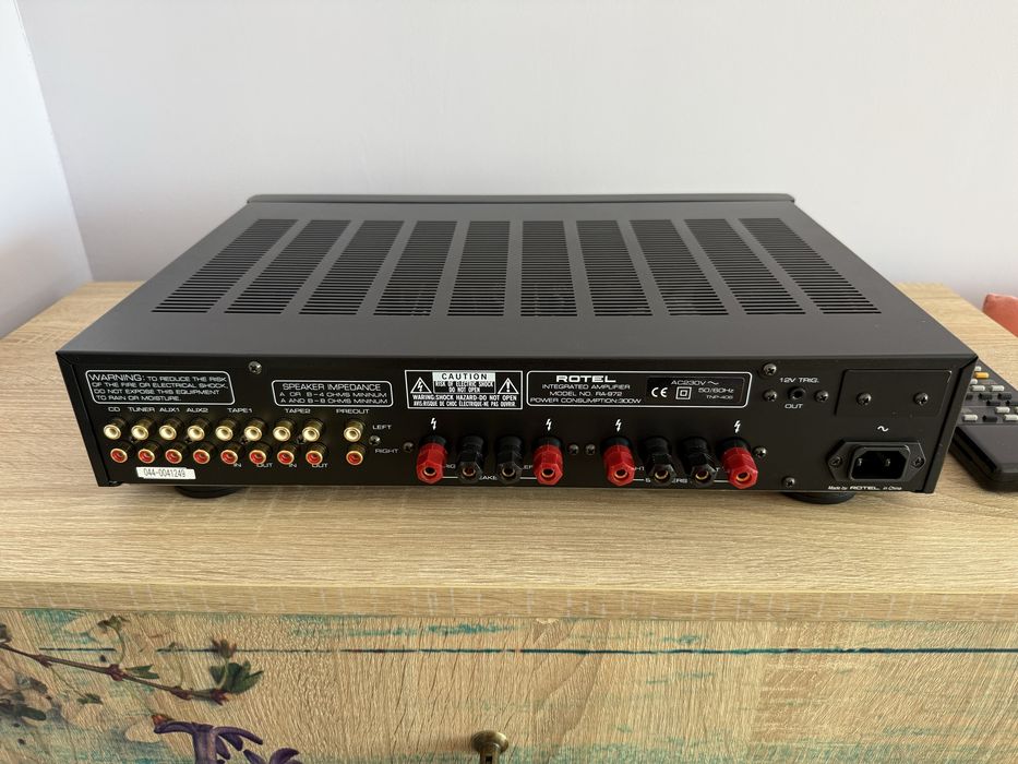 Rotel RA-972 Intergated Amplifier