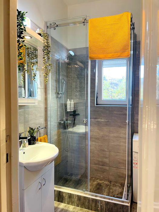 Дава се под наем Едностаен апартамент в София, Център - 45 кв.м за 331.5 € - Снимка #3