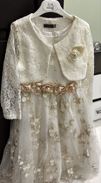 Платье на девочку 7-8 лет