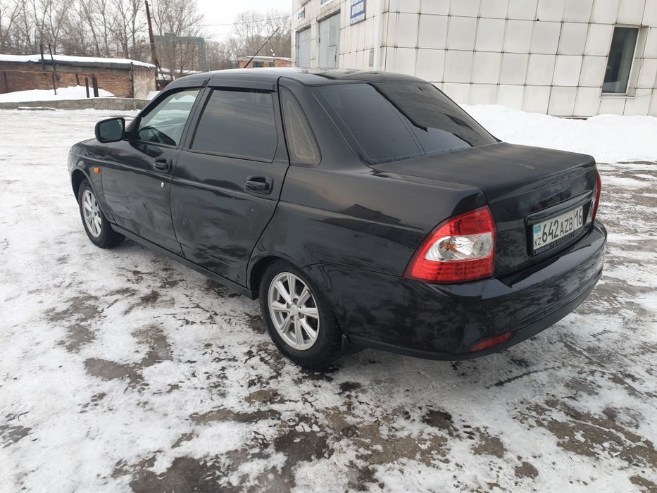 Продам  приору.      .