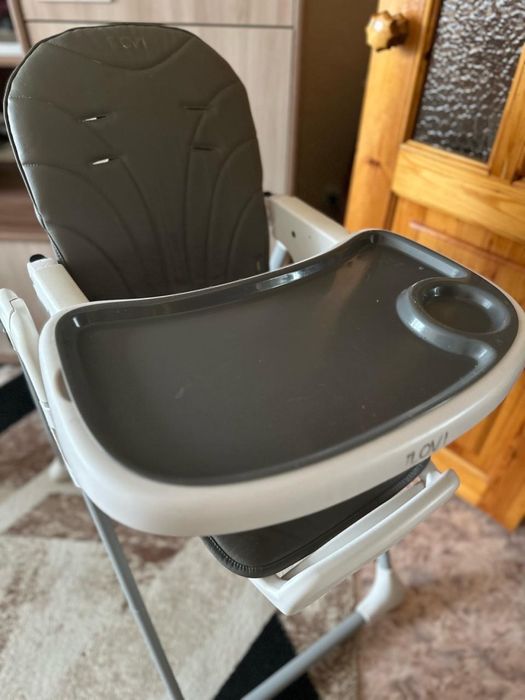 Детский столик в хорошем состоянии