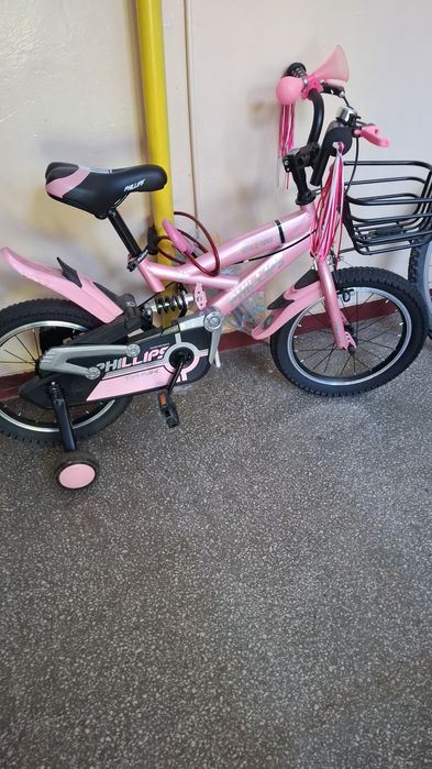 Bicicleta fete (4-7 ani)