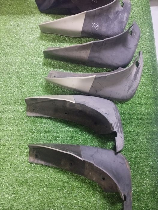 Подкрылок RX300 LEXUS