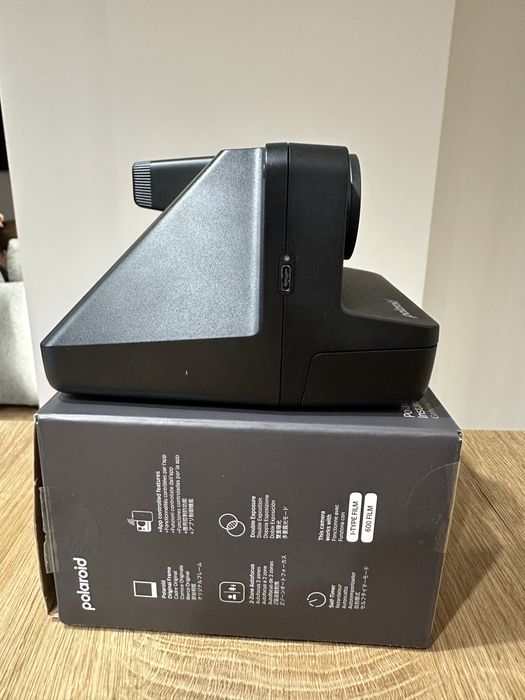 Фотоапарат за моментни снимки Polaroid