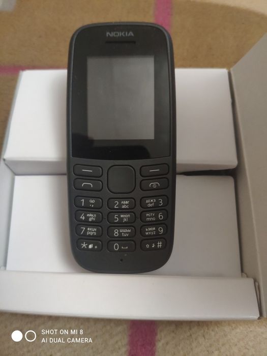 Мобильный телефон