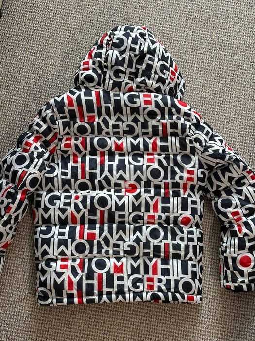 Мъжко яке Tommy Hilfiger с качулка оригинал размер M