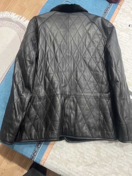 Продам кожанку почти новоя