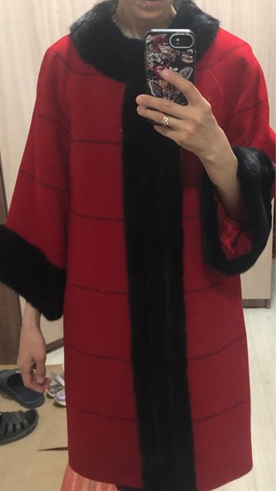 Продам срочно пальто