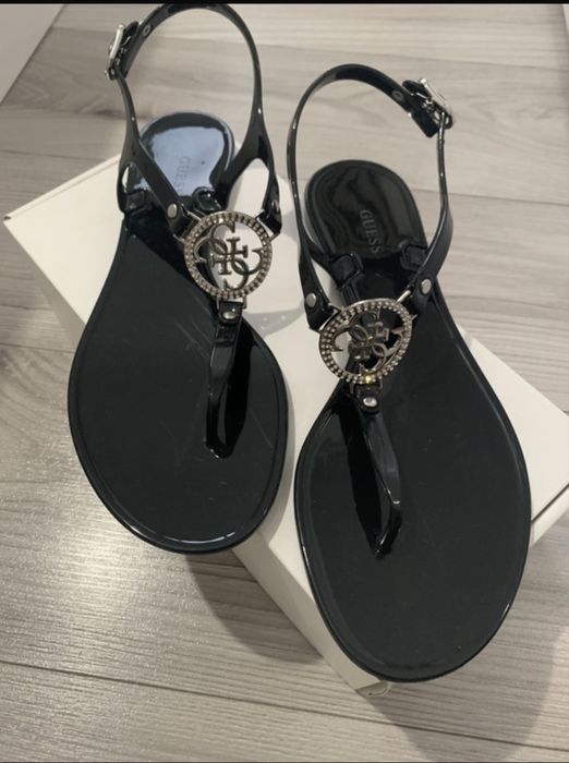 Sandale Guess nr 40