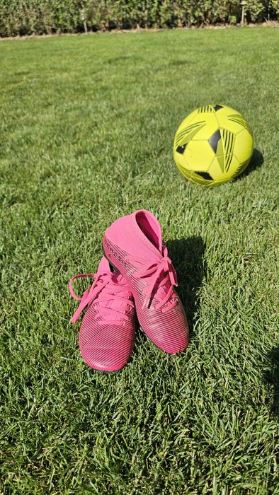 Ghete fotbal adidas marime  31.