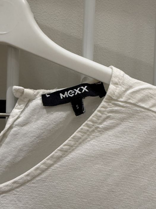 Кофта без рукавов с поясом б/у