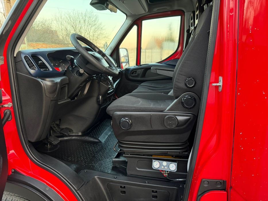 Iveco Daily 50c18/35c18 de 3.5 T 15 Europaleti