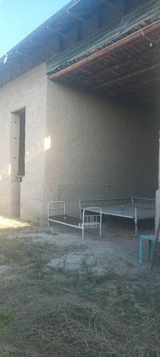 Кармана тумани "Варк" МФЙда иккита ховли сотилади курилган .