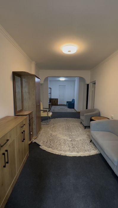 Beruniy metro Mirza Golib kochasida 3/1/4  103 kv Bankovskiy uy