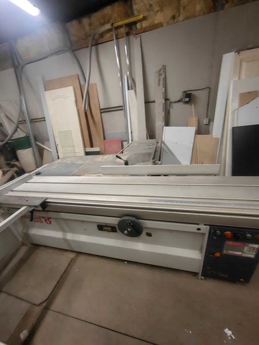 Форматно-раскроечный станок Robland z320