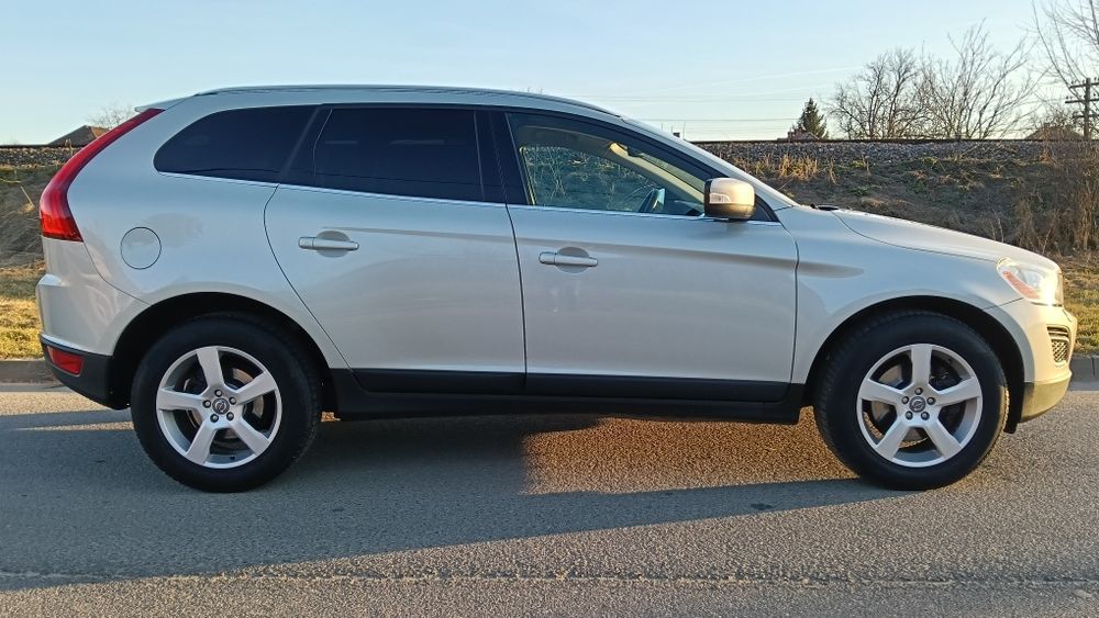 Volvo XC60 5 cilindri 2 litri diesel