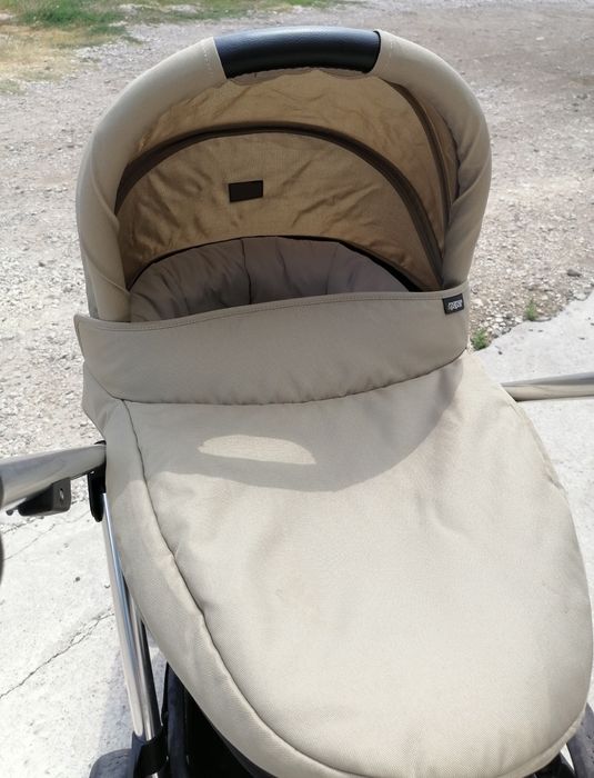 Бебешка/детска комбинирана количка Mamas & Papas Sola 2