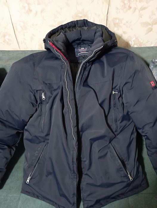 Продам пуховик мужской