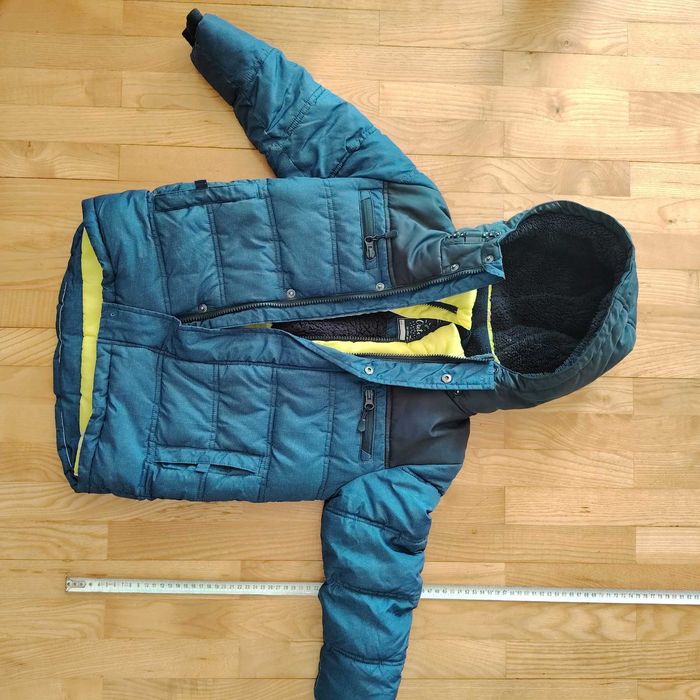 детски дрехи за планина и якета