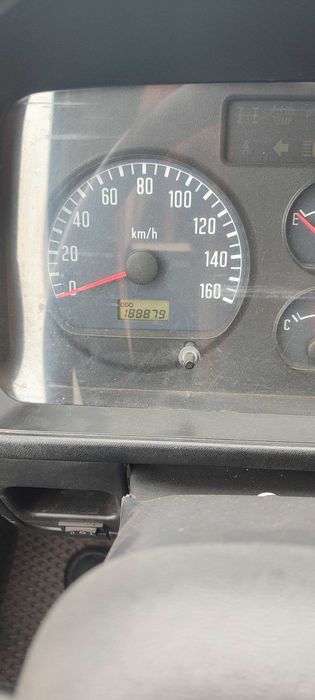 Продаётся ISUZU ISUZU sotiladi