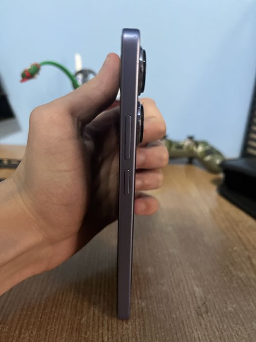 Vand Telefon Xiaomi Redmi 13 Pro