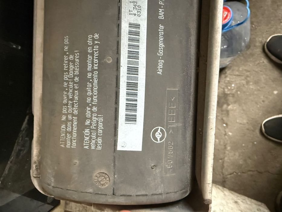 Подушка безопасности Opel Omega B