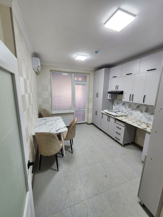 продается  яшнабад район жк янги бахт 3/4/9