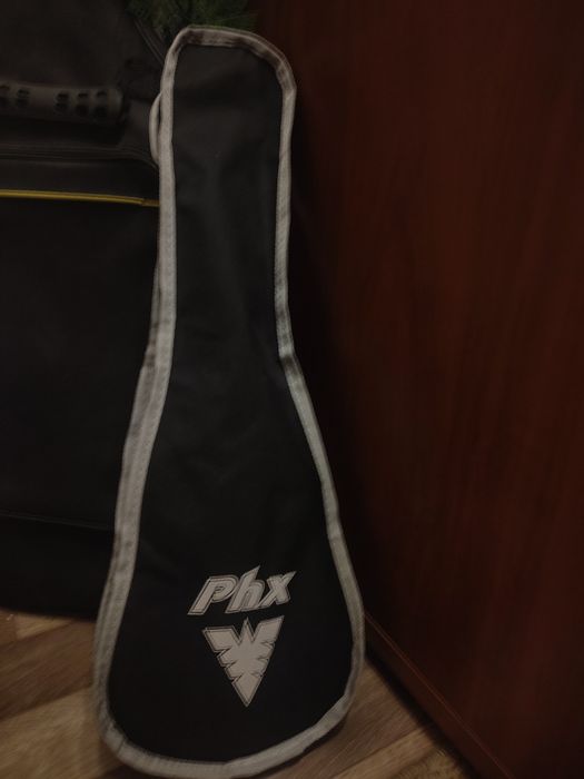 Укулеле-сопрано.