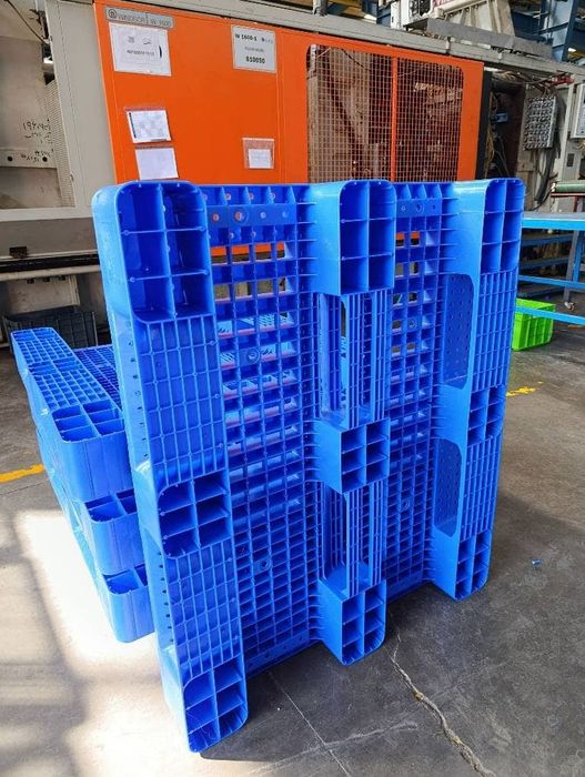 Пластиковые поддоны. Размеры:1200×800×150. Цена: 345000 сум за шт