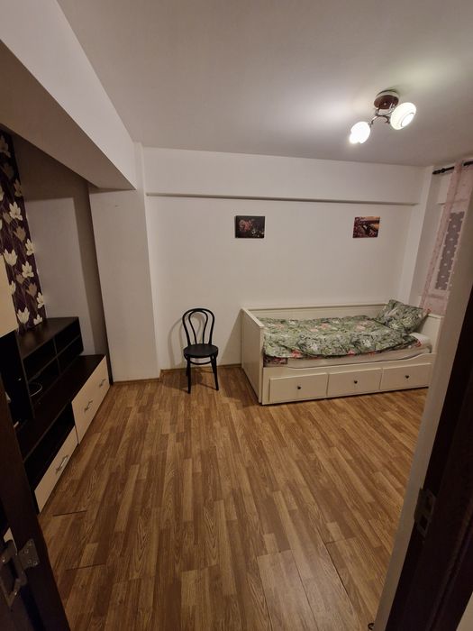 Garsoniera de inchiriat