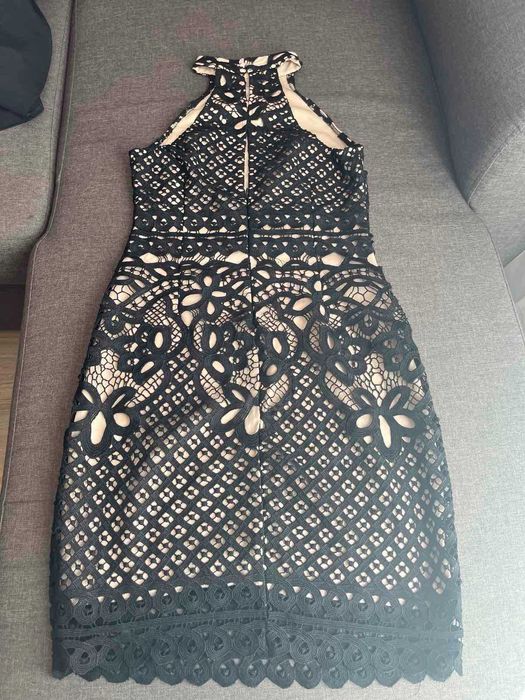 Черна рокля с дантела, размер М