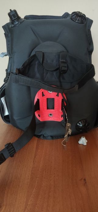 Водолазна жилетка 
Scubapro Equator в отлично състояние размер MD цена